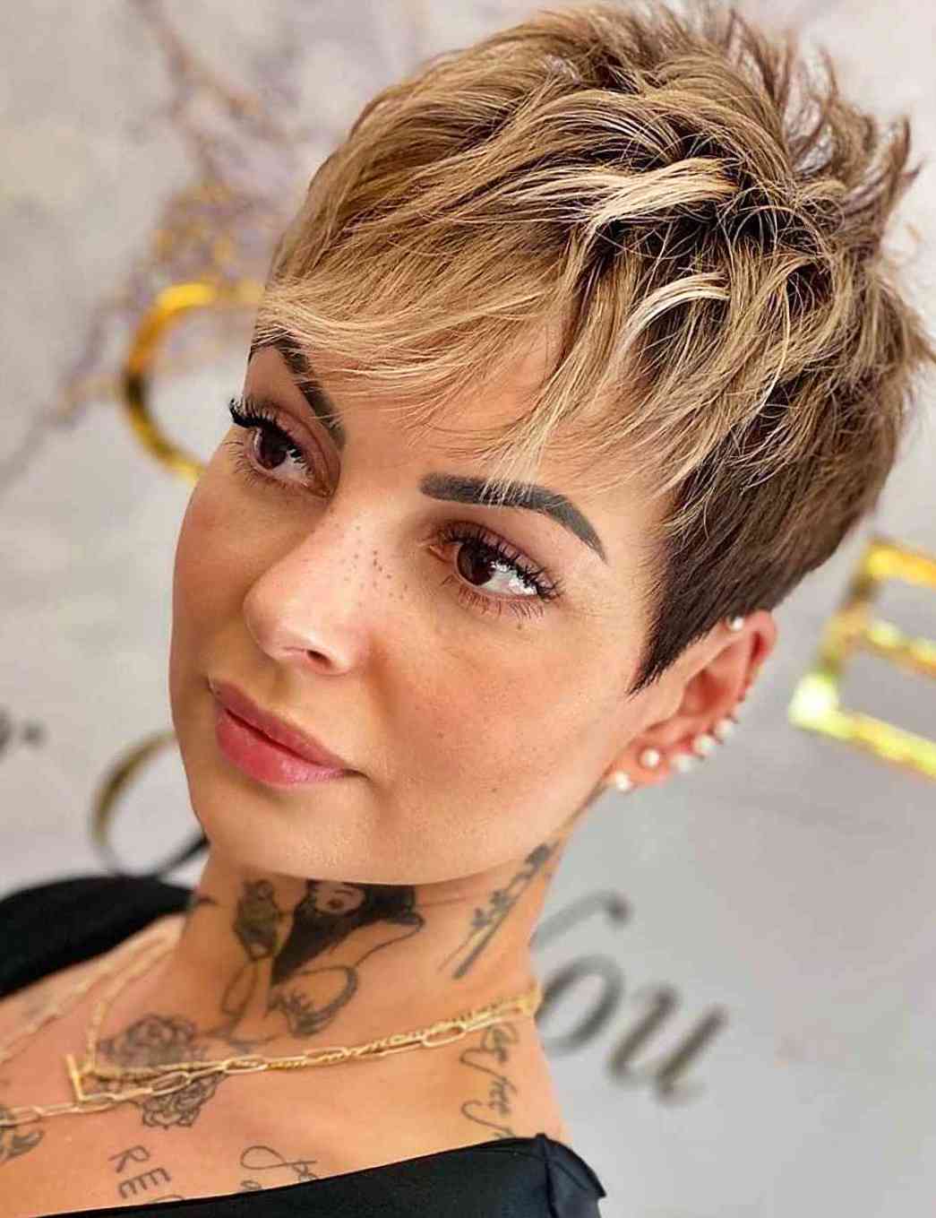 15 Short Choppy Haircuts Women Are Getting in 2024